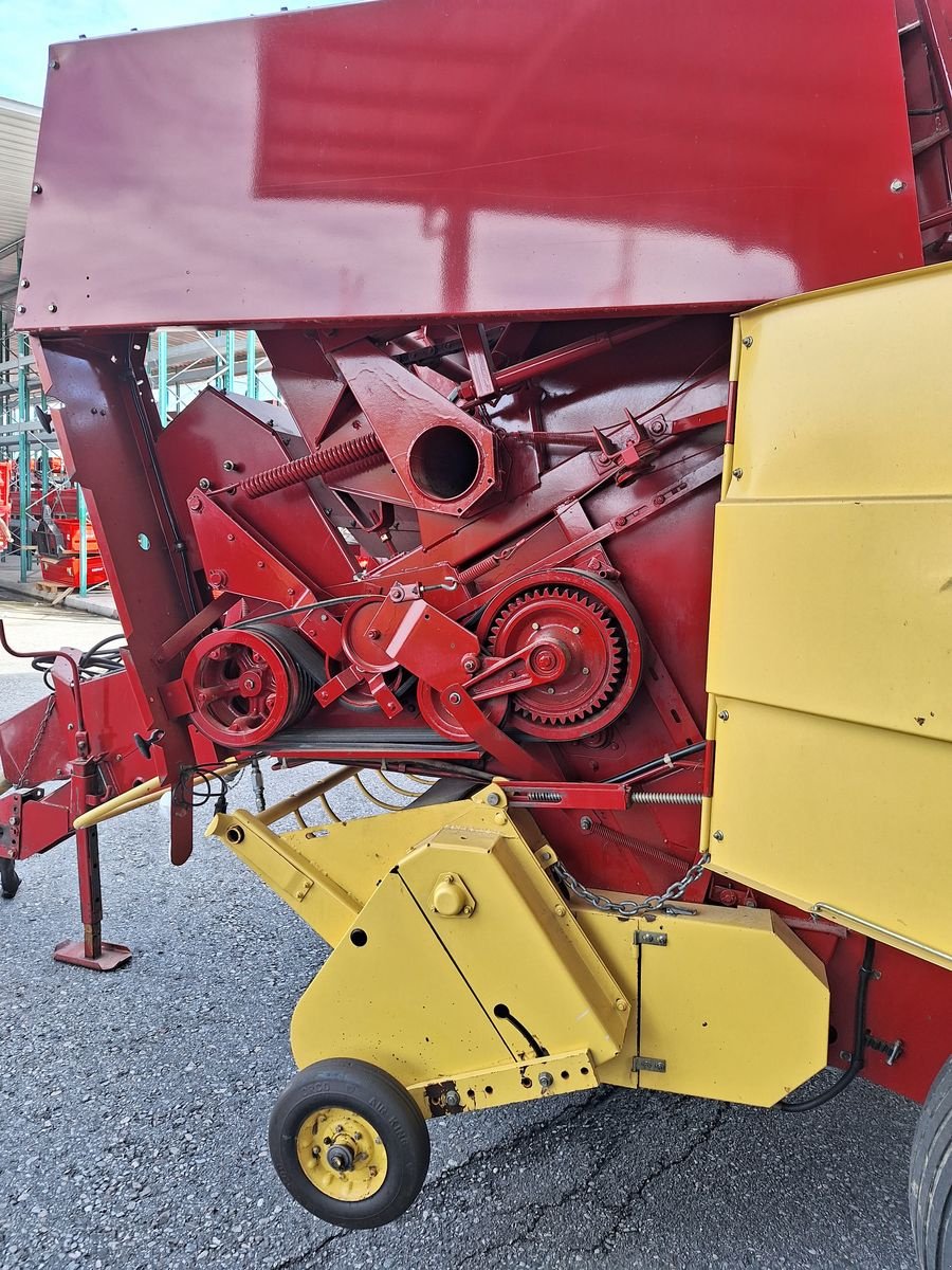 Rundballenpresse des Typs New Holland Rundballenpresse 865, Gebrauchtmaschine in Bergheim (Bild 8)
