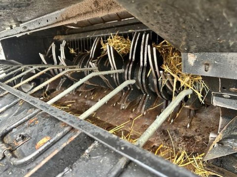 Rundballenpresse des Typs New Holland Rundballenpresse BR6090, gebraucht, Gebrauchtmaschine in Tamsweg (Bild 11)