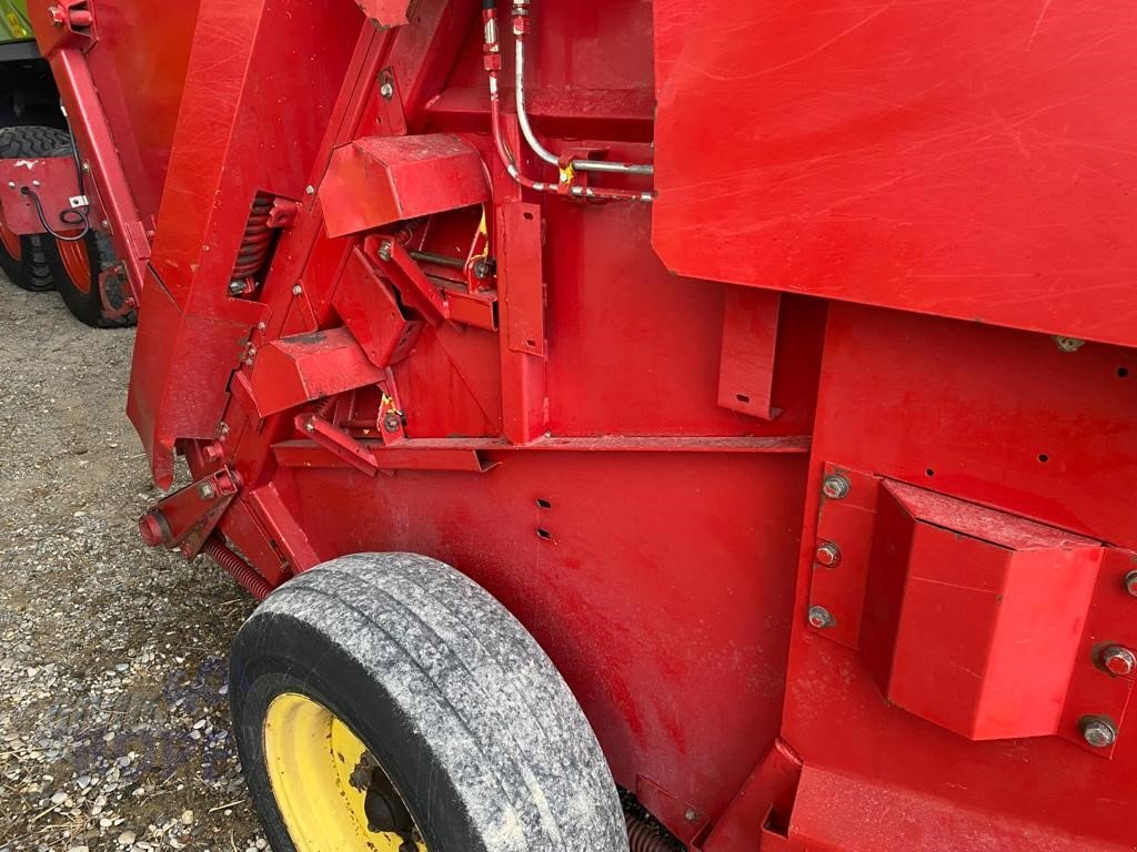 Rundballenpresse типа New Holland Rundballenpresse New Holland Typ 841 Landwirtmaschine, Gebrauchtmaschine в Schutterzell (Фотография 5)