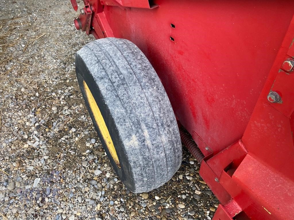 Rundballenpresse типа New Holland Rundballenpresse New Holland Typ 841 Landwirtmaschine, Gebrauchtmaschine в Schutterzell (Фотография 14)