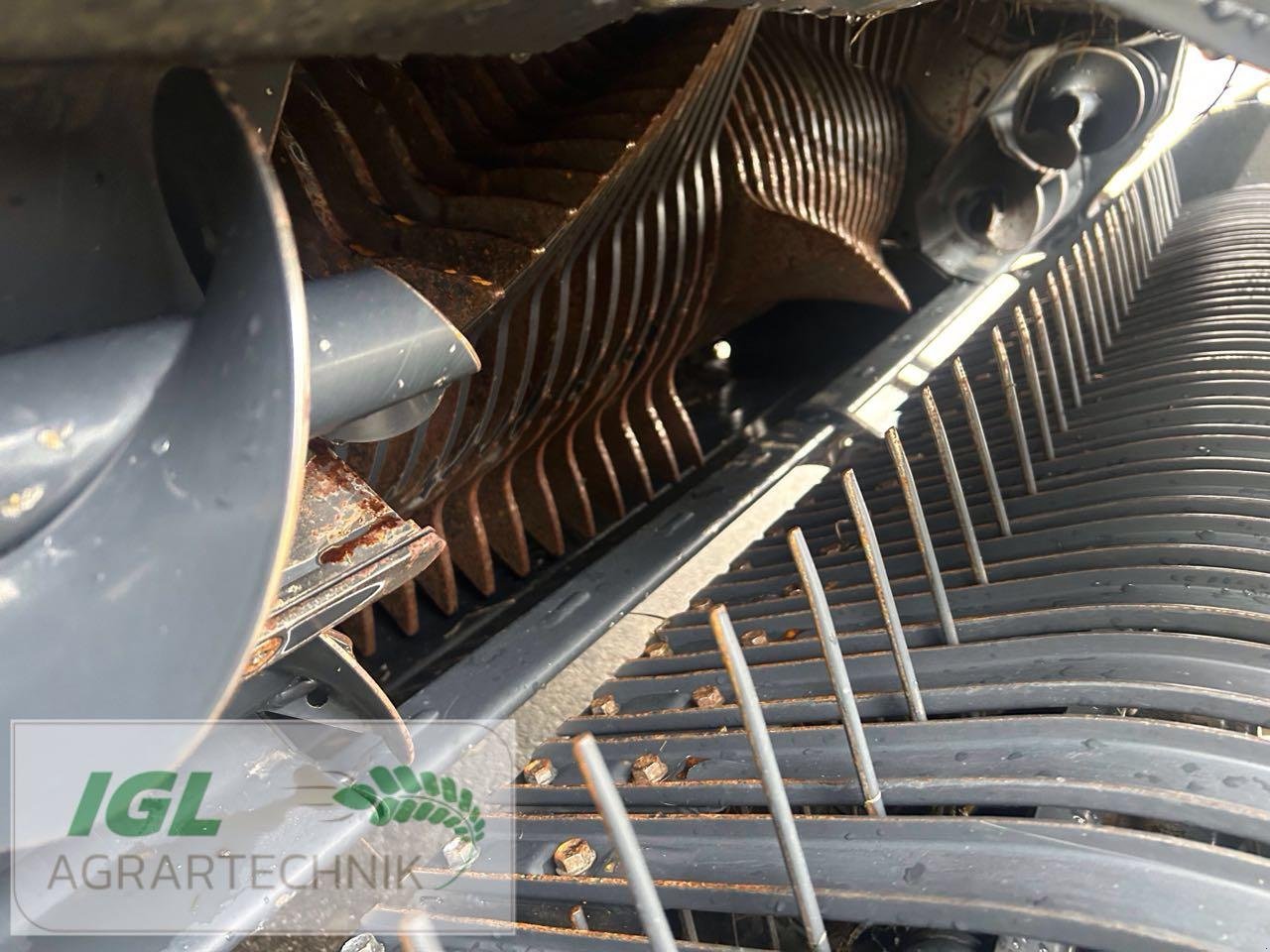 Rundballenpresse of the type Pöttinger Impress 155 V Pro, Gebrauchtmaschine in Nabburg (Picture 11)