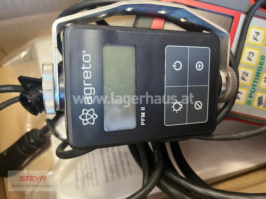 Rundballenpresse типа Pöttinger IMPRESS 155 V PRO, Gebrauchtmaschine в Kilb (Фотография 12)