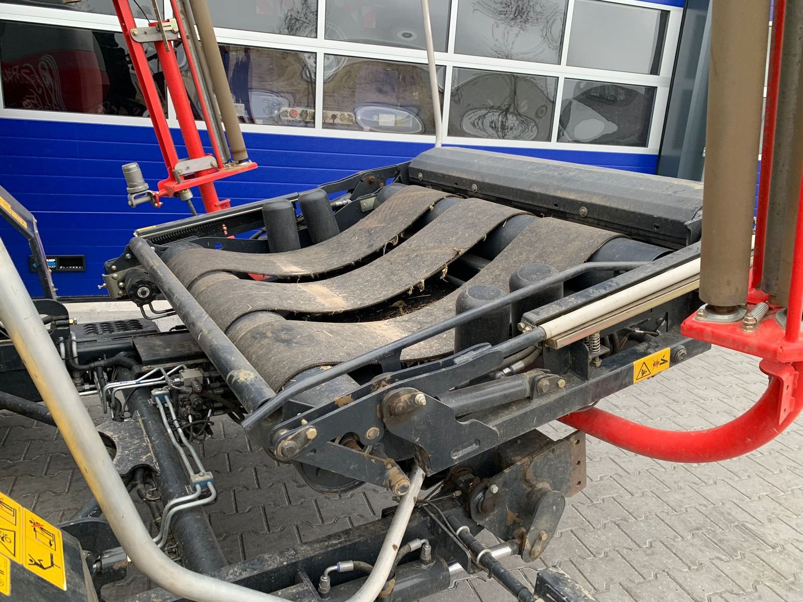 Rundballenpresse des Typs Pöttinger Impress 155 VC Pro, Gebrauchtmaschine in Donnersdorf (Bild 8)