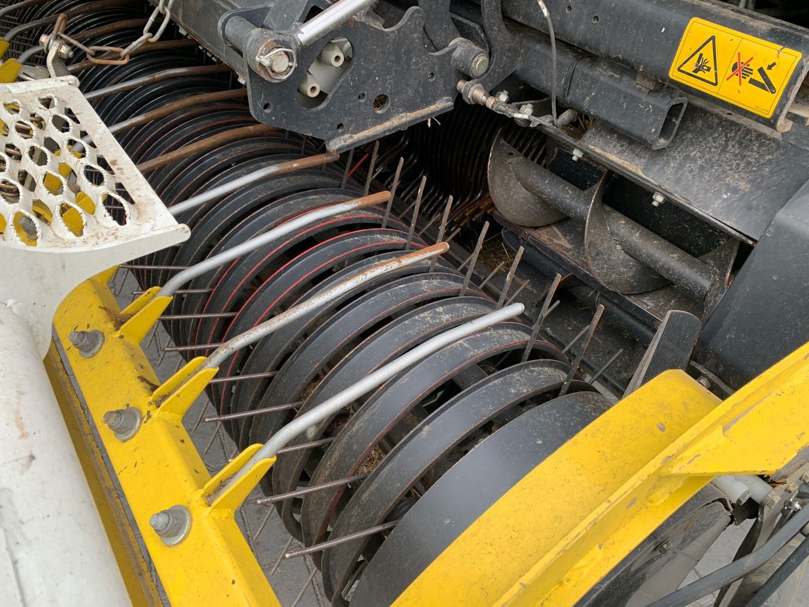 Rundballenpresse des Typs Pöttinger Impress 155 VC Pro, Gebrauchtmaschine in Donnersdorf (Bild 12)