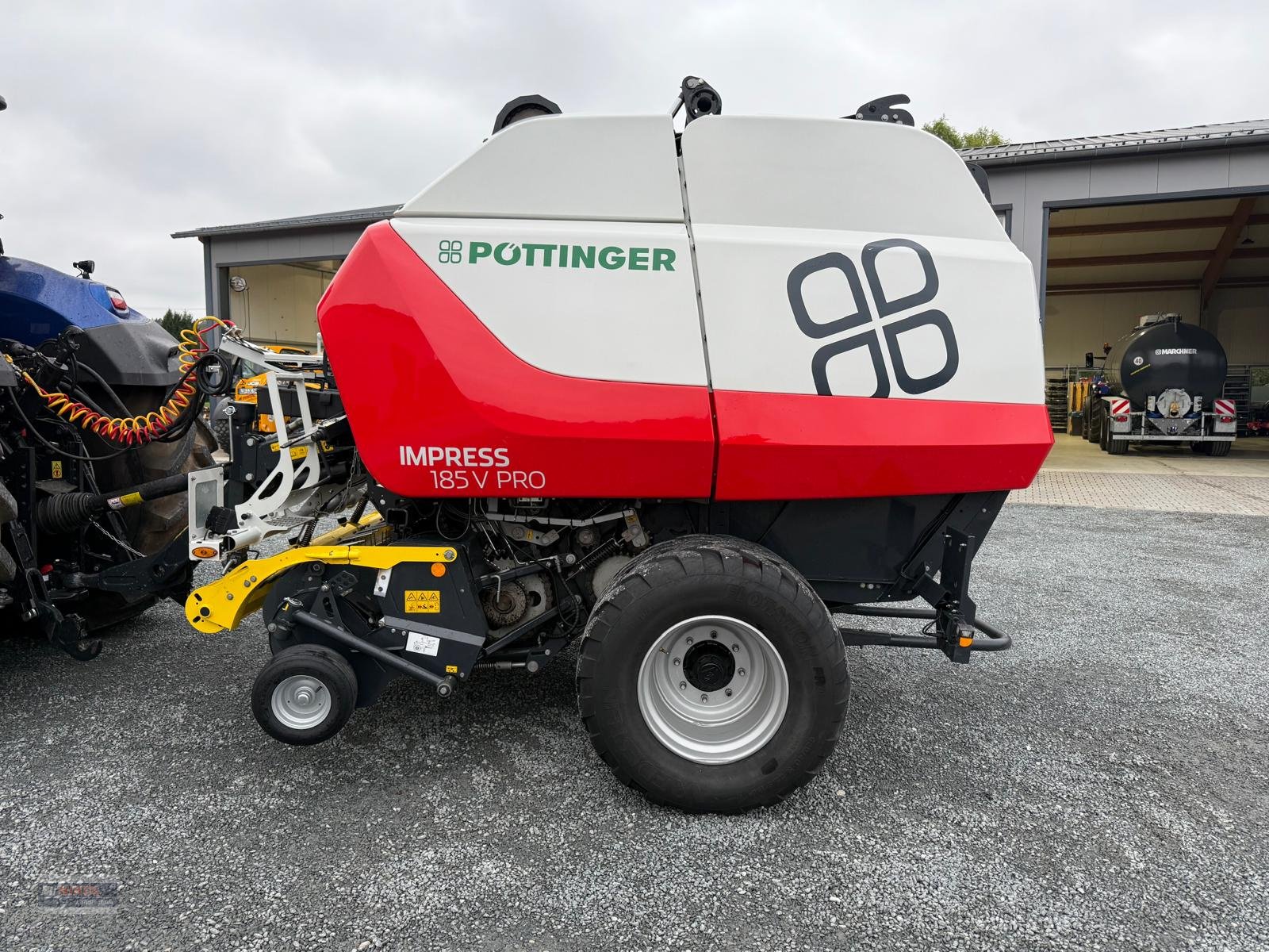 Rundballenpresse типа Pöttinger IMPRESS 185 V PRO, Gebrauchtmaschine в Lichtenfels (Фотография 4)