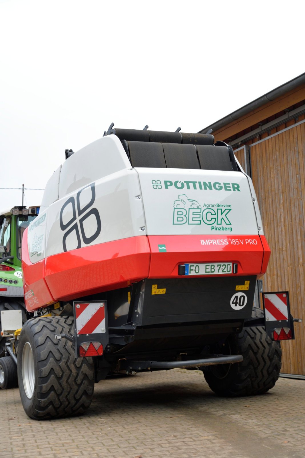 Rundballenpresse typu Pöttinger IMPRESS 185 V PRO, Gebrauchtmaschine v Pinzberg (Obrázek 9)