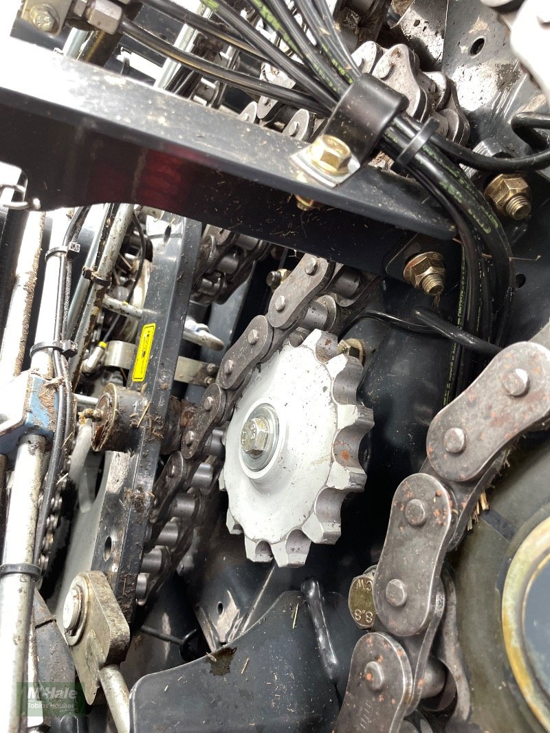 Rundballenpresse typu Pöttinger Impress 185V Master, Gebrauchtmaschine v Borgholzhausen (Obrázek 23)