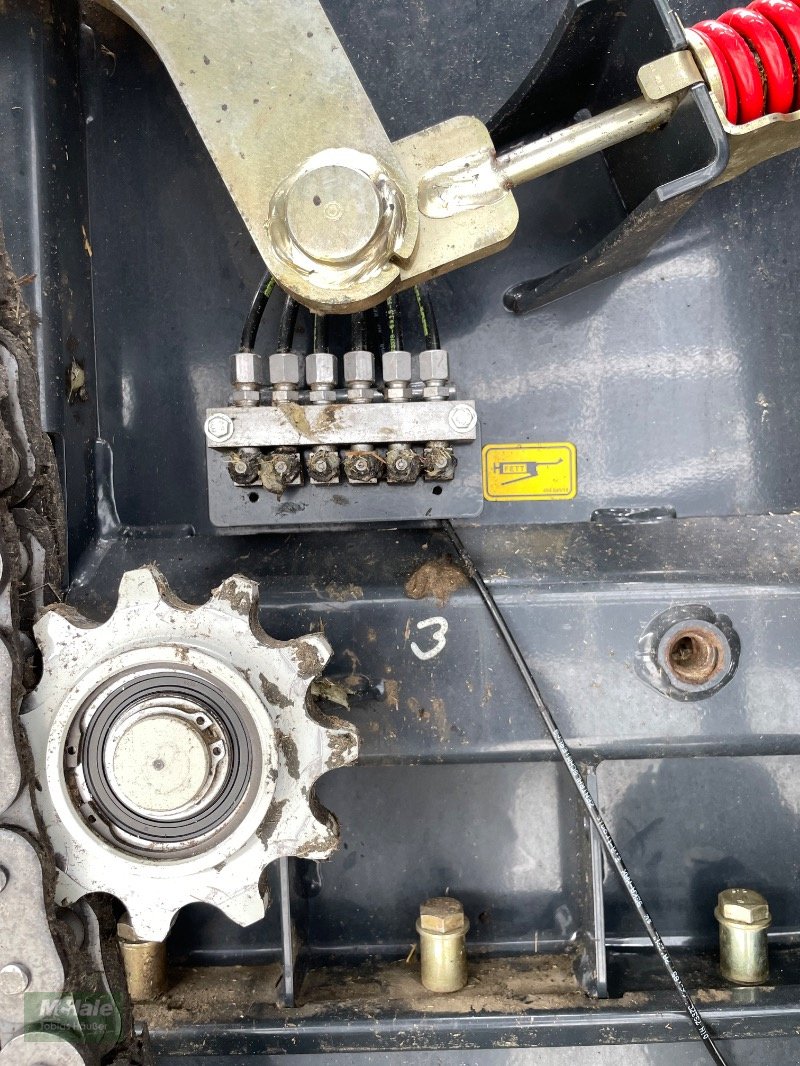 Rundballenpresse typu Pöttinger Impress 185V Master, Gebrauchtmaschine v Borgholzhausen (Obrázek 24)