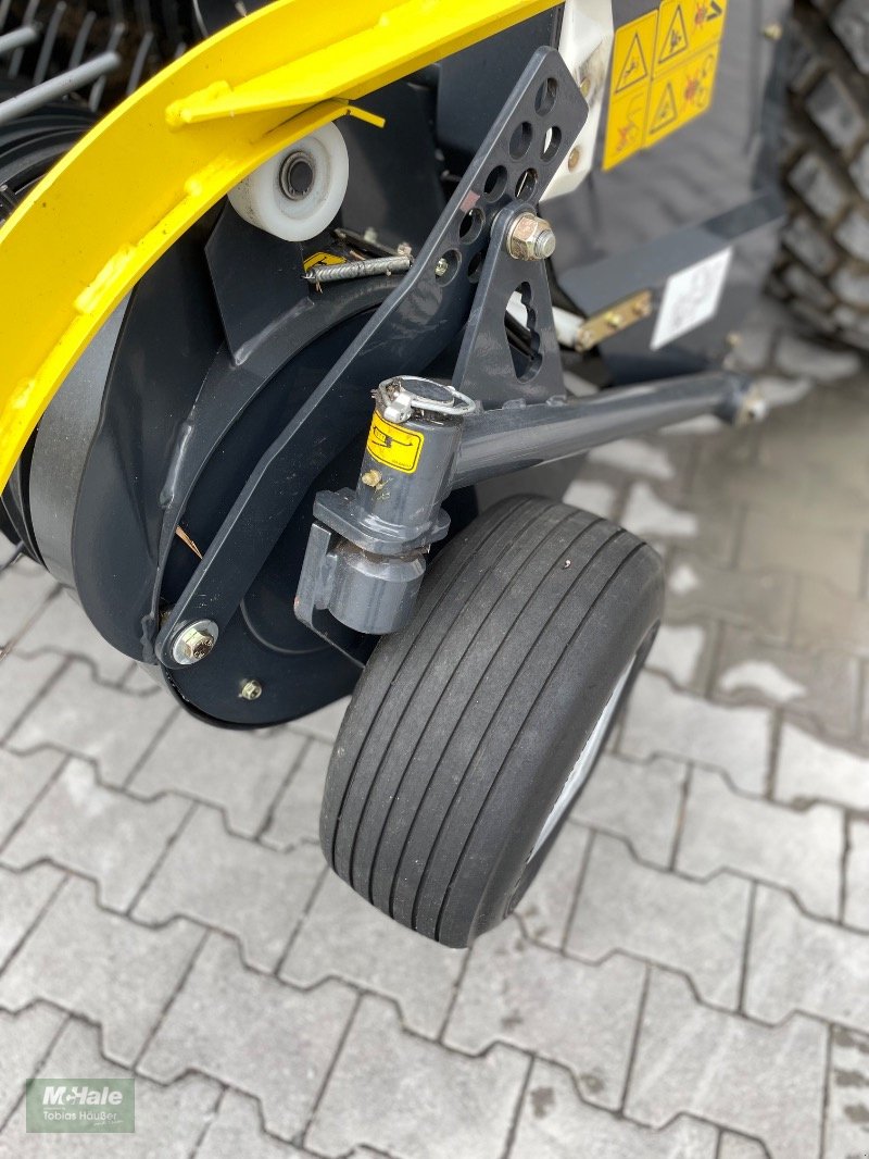 Rundballenpresse typu Pöttinger Impress 185V Master, Gebrauchtmaschine v Borgholzhausen (Obrázek 27)