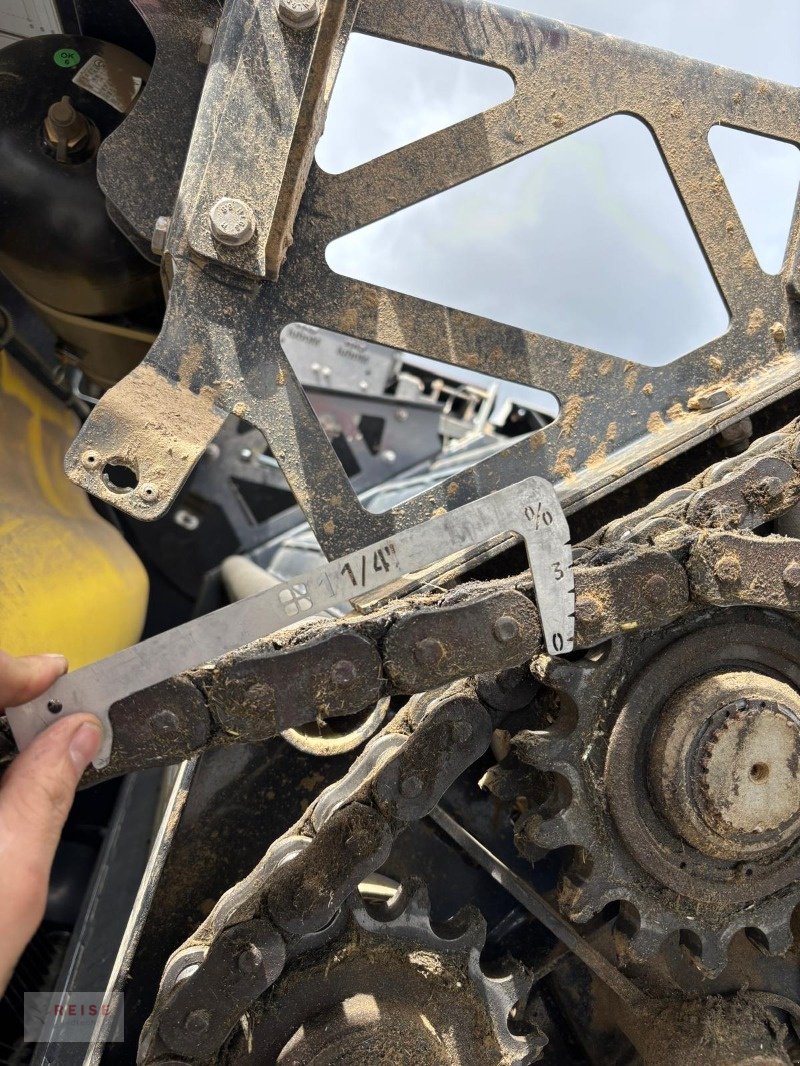 Rundballenpresse des Typs Pöttinger Impress 3130 Master, Neumaschine in Lippetal / Herzfeld (Bild 13)