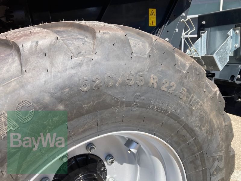 Rundballenpresse du type Pöttinger IMPRESS 3160 V PRO, Vorführmaschine en Nuertingen (Photo 14)