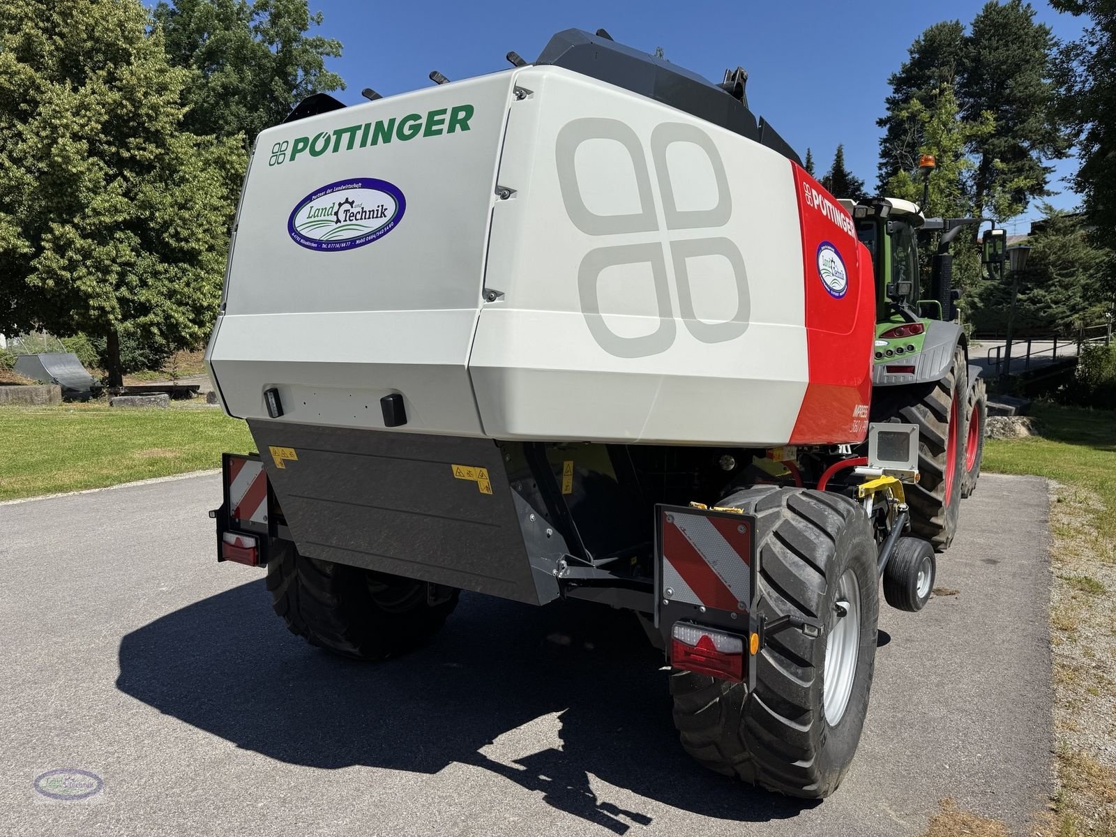 Rundballenpresse des Typs Pöttinger IMPRESS 3160 V PRO, Gebrauchtmaschine in Münzkirchen (Bild 9)