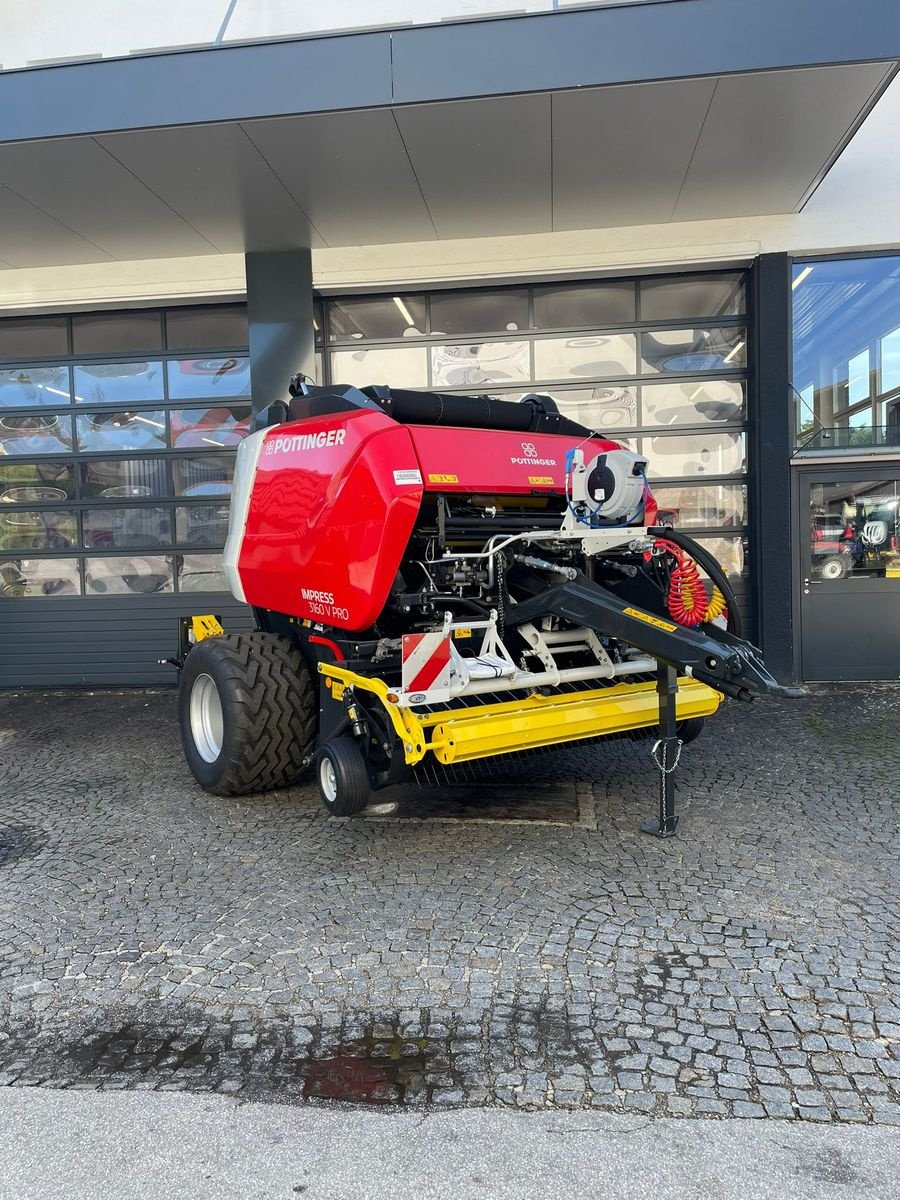 Rundballenpresse des Typs Pöttinger IMPRESS 3160 V PRO, Vorführmaschine in Berndorf (Bild 2)