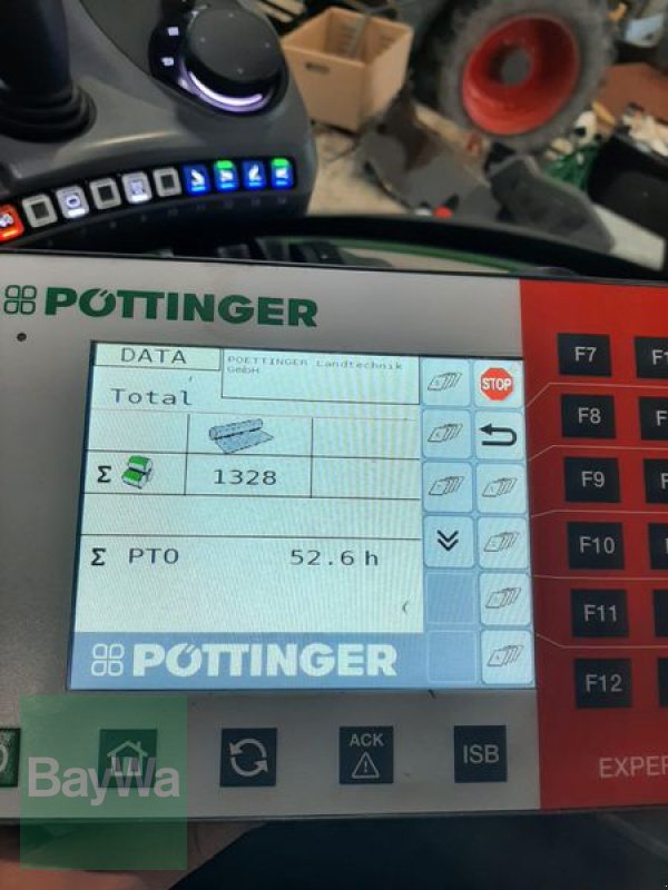 Rundballenpresse des Typs Pöttinger IMPRESS 3190 V PRO, Gebrauchtmaschine in Bamberg (Bild 16)