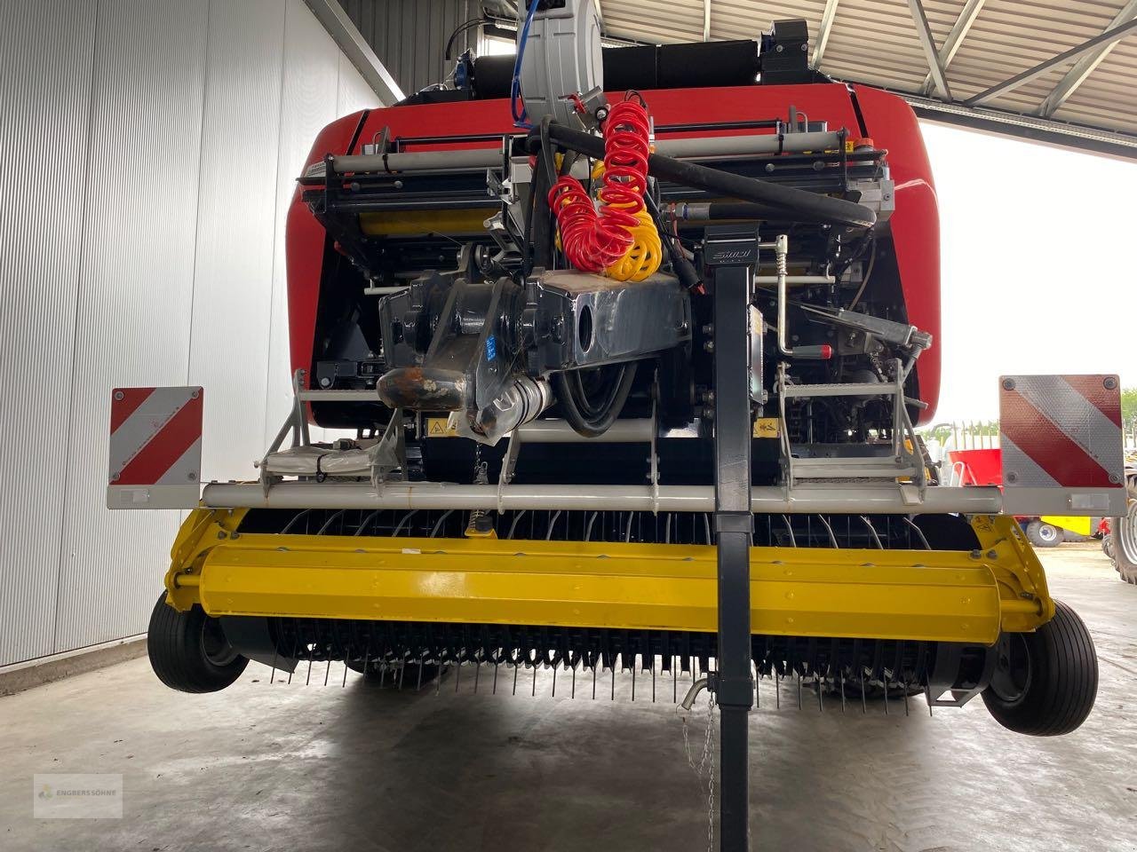 Rundballenpresse des Typs Pöttinger Impress 3190 VC PRO NEU, Neumaschine in Twist - Rühlerfeld (Bild 4)