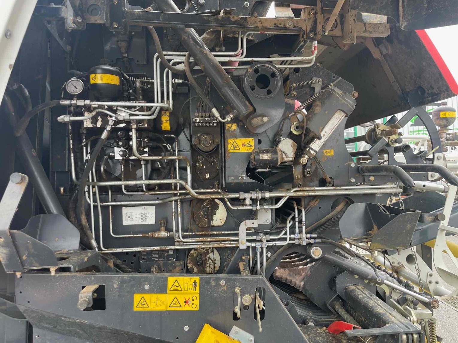 Rundballenpresse typu Pöttinger Presse à balles rondes IMPRESS 155V MASTER Pötting, Gebrauchtmaschine w SAINT CLAIR SUR ELLE (Zdjęcie 7)