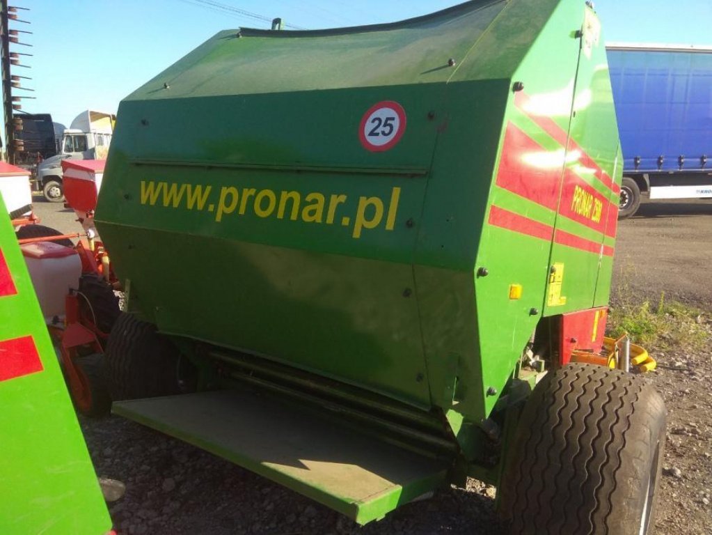 Rundballenpresse des Typs PRONAR Z 500, Gebrauchtmaschine in Дніпропетровськ (Bild 7)