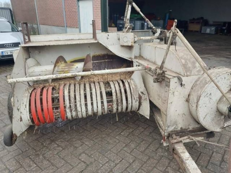 Rundballenpresse van het type Sonstige K&ouml;la Rivale 2, Gebrauchtmaschine in Roosendaal (Foto 1)