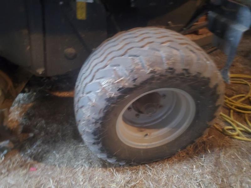 Rundballenpresse des Typs Sonstige RB465, Gebrauchtmaschine in BRAY en Val (Bild 5)