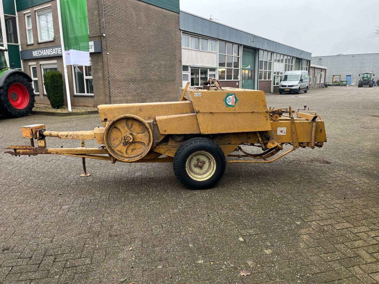 Rundballenpresse Türe ait Sonstige Riviere Casalis, Gebrauchtmaschine içinde Raalte (resim 3)