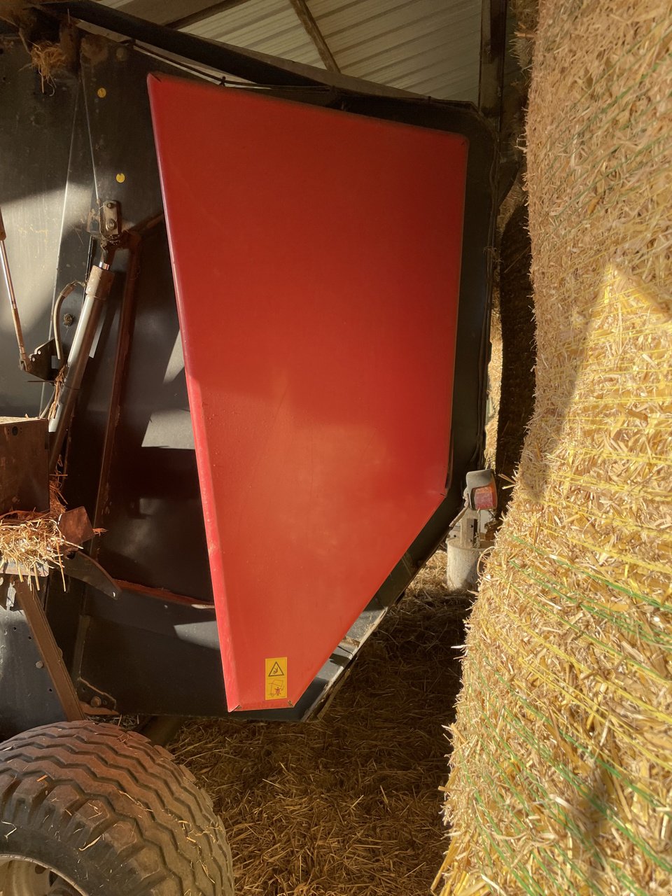 Rundballenpresse от тип Vicon 1901, Gebrauchtmaschine в LA ROCHE JAUDY (Снимка 4)