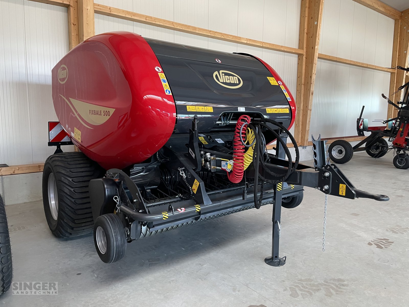 Rundballenpresse des Typs Vicon Fixbale 500, Neumaschine in Ebenhofen (Bild 4)
