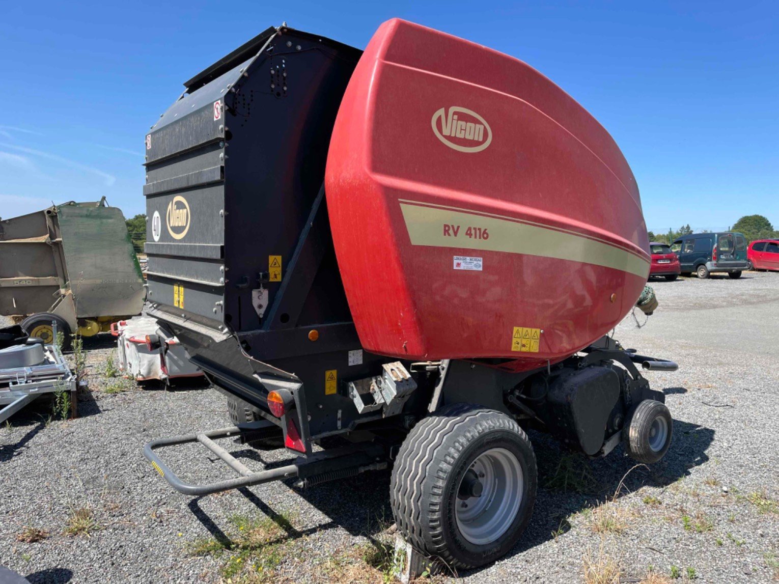 Rundballenpresse of the type Vicon Presse à balles rondes RV4116RFF Vicon, Gebrauchtmaschine in LA SOUTERRAINE (Picture 3)