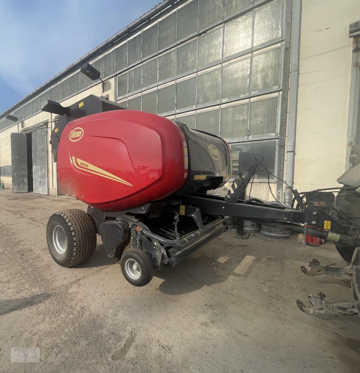 Rundballenpresse tip Vicon RF 4225, Gebrauchtmaschine in Pragsdorf (Poză 1)