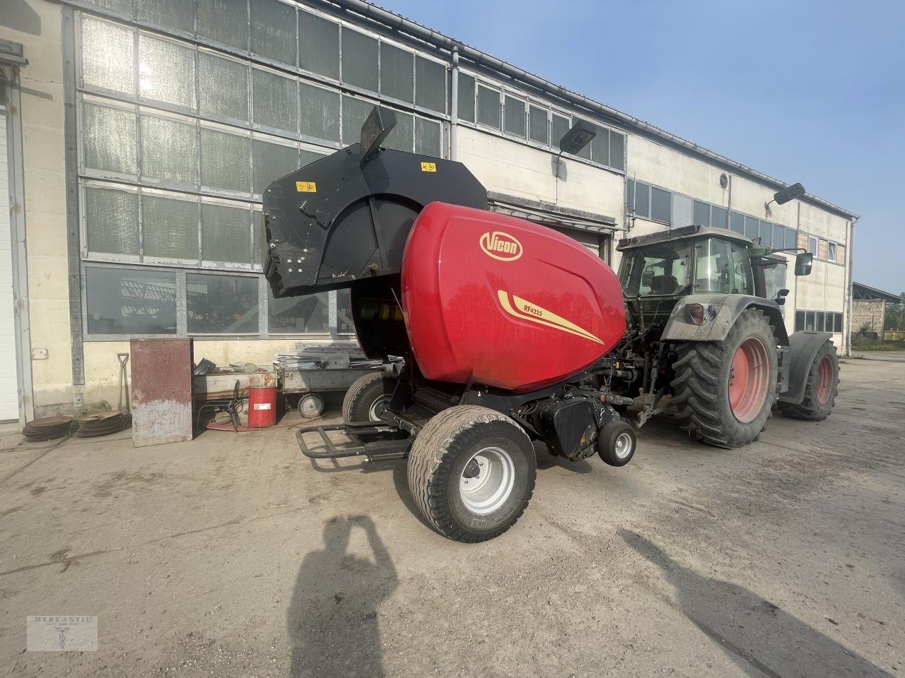 Rundballenpresse tip Vicon RF 4225, Gebrauchtmaschine in Pragsdorf (Poză 2)