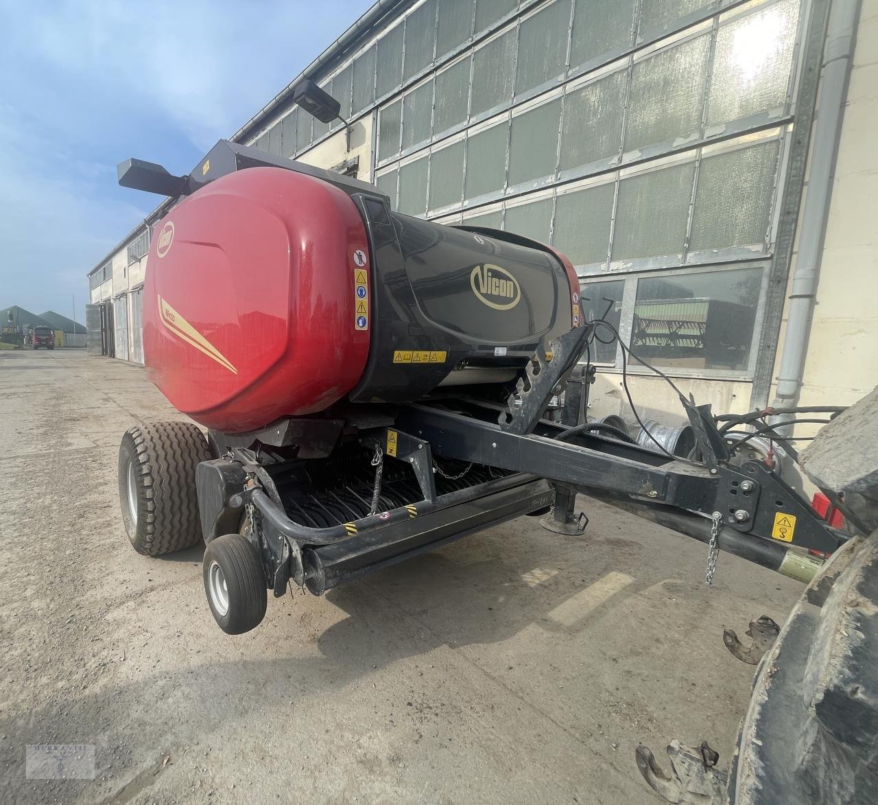 Rundballenpresse tip Vicon RF 4225, Gebrauchtmaschine in Pragsdorf (Poză 4)