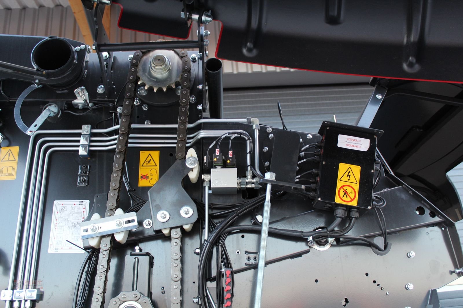 Rundballenpresse des Typs Vicon Rundballenpresse RV 5216-SC 25 Plus, Neumaschine in Eberschwang (Bild 14)