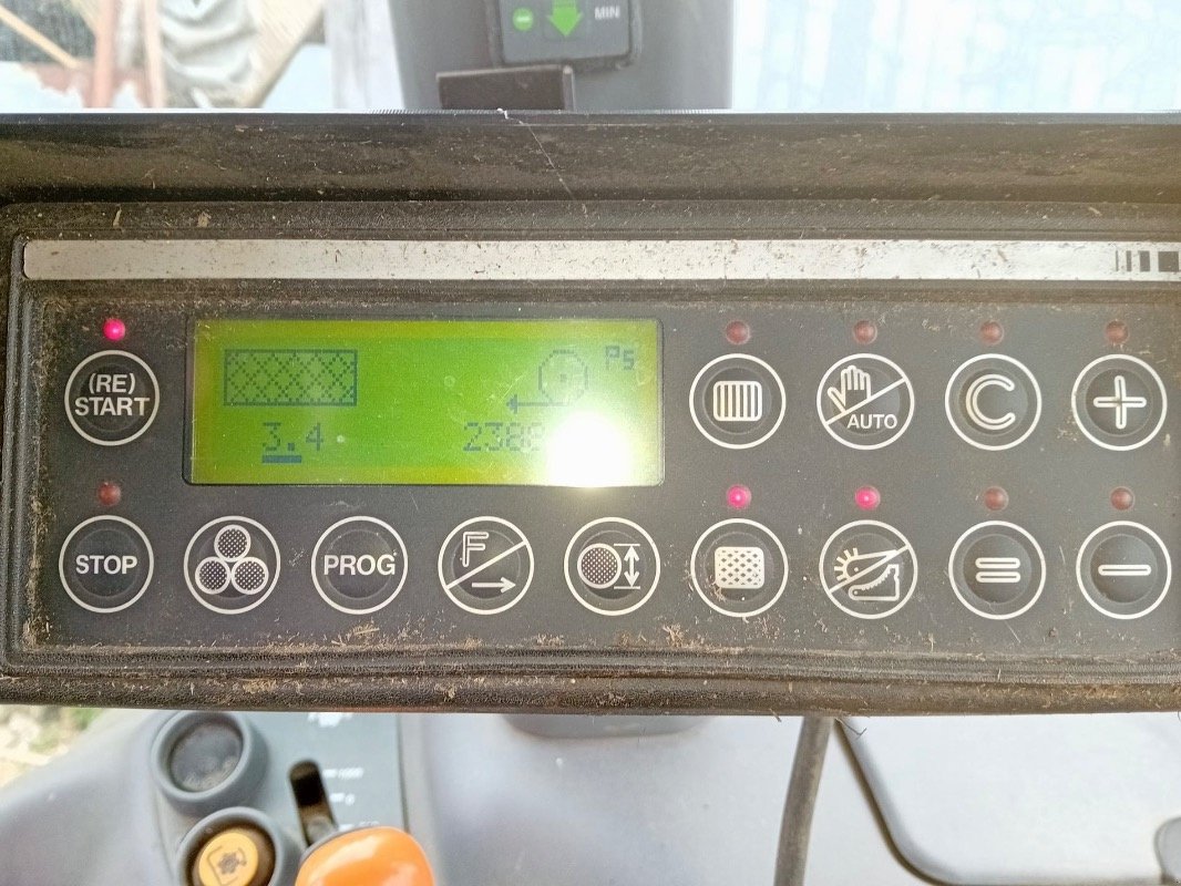 Rundballenpresse del tipo Vicon RV 187 Opticut, Gebrauchtmaschine In Liebenwalde (Immagine 19)