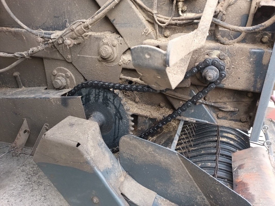 Rundballenpresse del tipo Vicon RV 187 Opticut, Gebrauchtmaschine In Liebenwalde (Immagine 17)