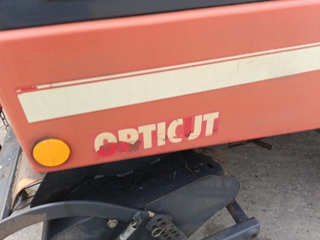 Rundballenpresse del tipo Vicon RV 187 Opticut, Gebrauchtmaschine In Liebenwalde (Immagine 21)