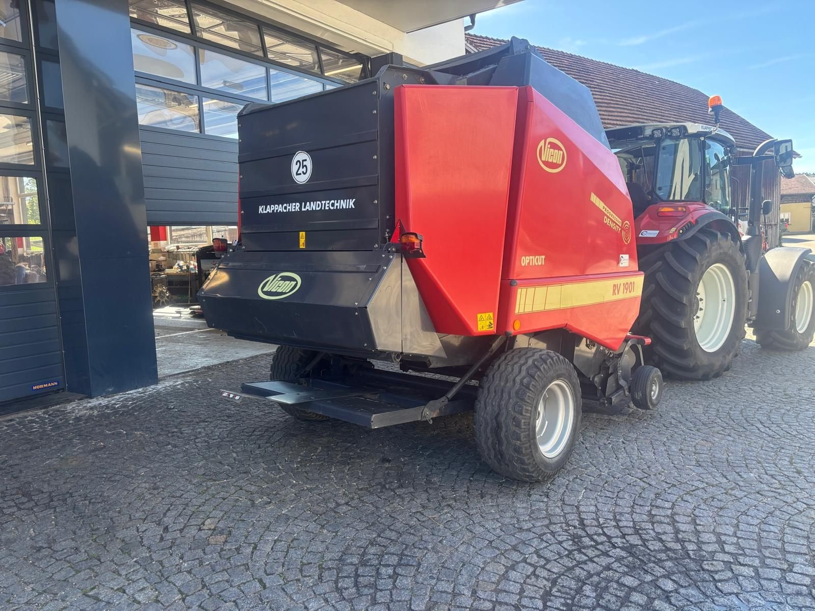 Rundballenpresse des Typs Vicon RV 1901, Gebrauchtmaschine in Berndorf (Bild 2)