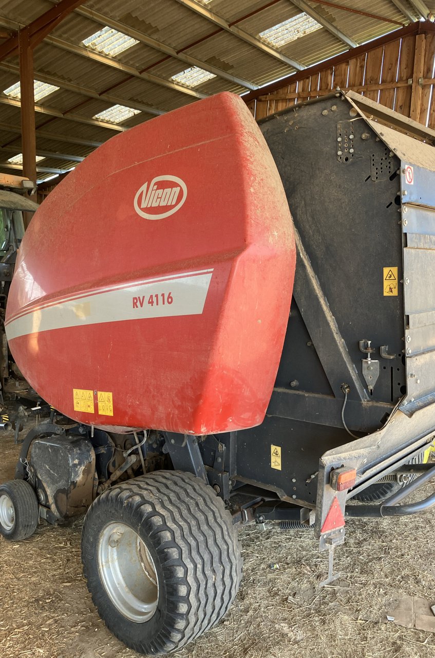 Rundballenpresse типа Vicon Rv 4116, Gebrauchtmaschine в MORLHON LE HAUT (Фотография 3)