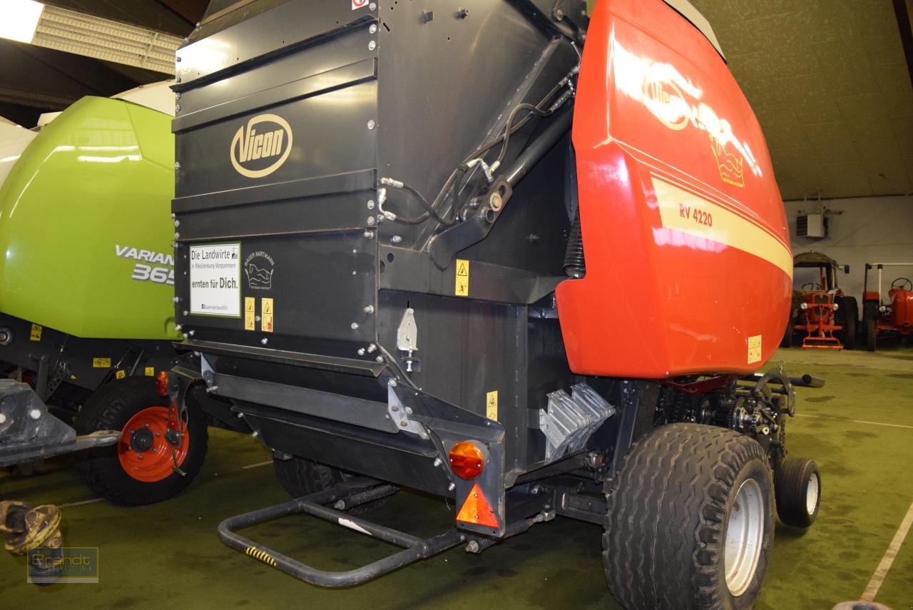 Rundballenpresse typu Vicon RV 4220 SC 14, Gebrauchtmaschine v Oyten (Obrázek 6)