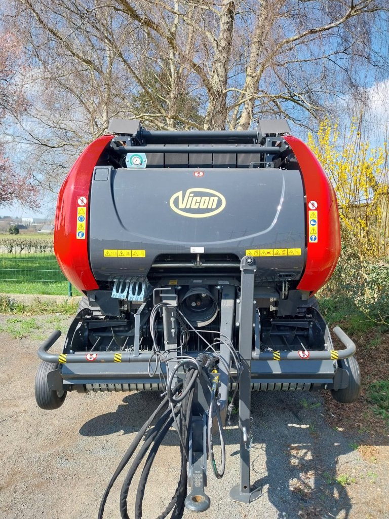 Rundballenpresse van het type Vicon RV 5220+, Gebrauchtmaschine in FLERS (Foto 4)