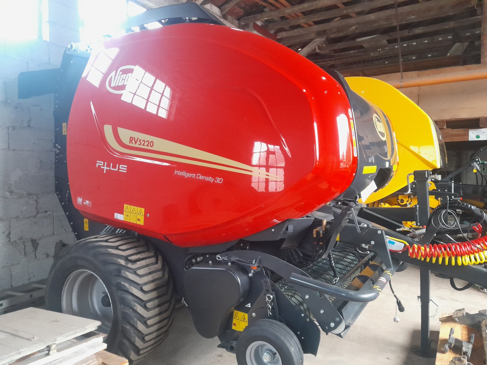 Rundballenpresse typu Vicon RV 5220 SC25, Neumaschine v Creglingen (Obrázek 3)