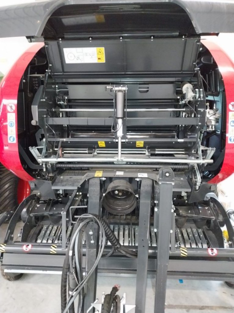 Rundballenpresse of the type Vicon RV 5220, Gebrauchtmaschine in PASSAIS LA CONCEPTION (Picture 6)