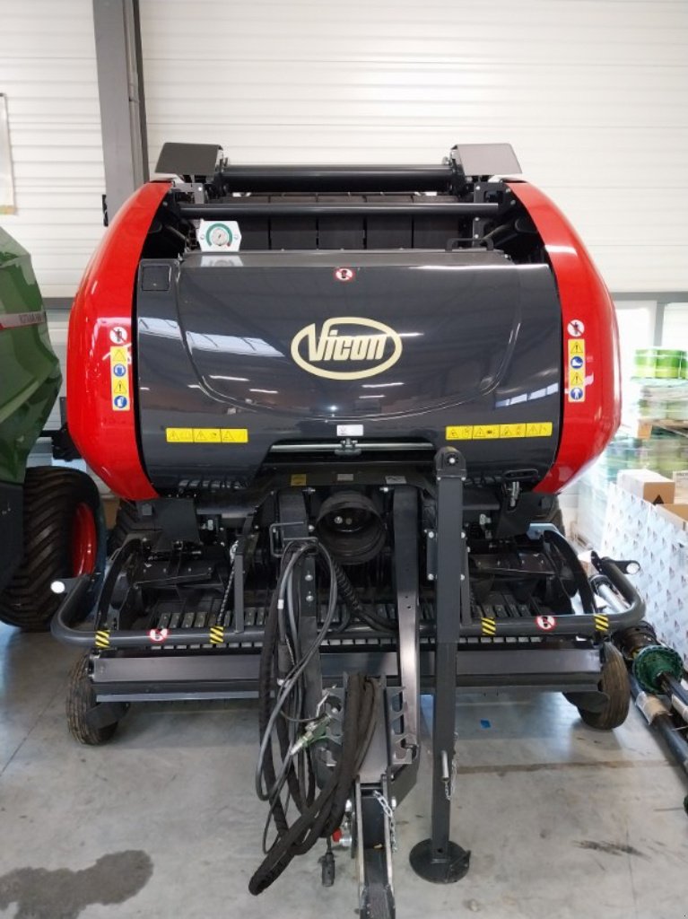 Rundballenpresse of the type Vicon RV 5220, Gebrauchtmaschine in PASSAIS LA CONCEPTION (Picture 1)