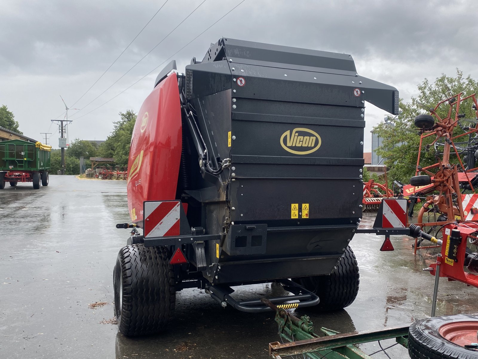 Rundballenpresse tip Vicon RV 5220, Gebrauchtmaschine in Hagenbüchach (Poză 4)