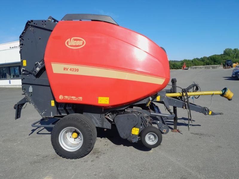 Rundballenpresse του τύπου Vicon RV4220, Gebrauchtmaschine σε ANTIGNY (Φωτογραφία 4)