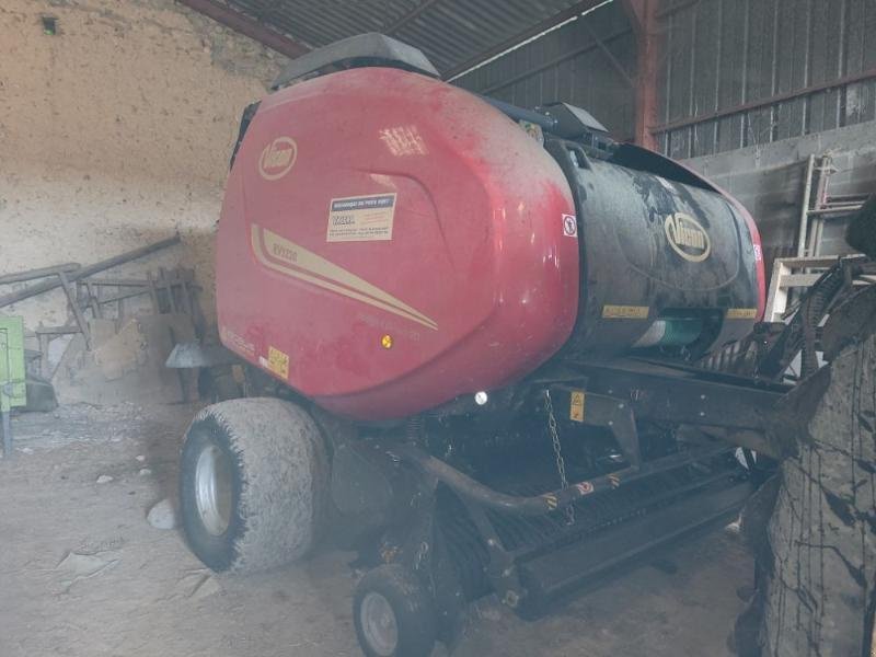 Rundballenpresse typu Vicon RV5220, Gebrauchtmaschine w BRAY en Val (Zdjęcie 2)