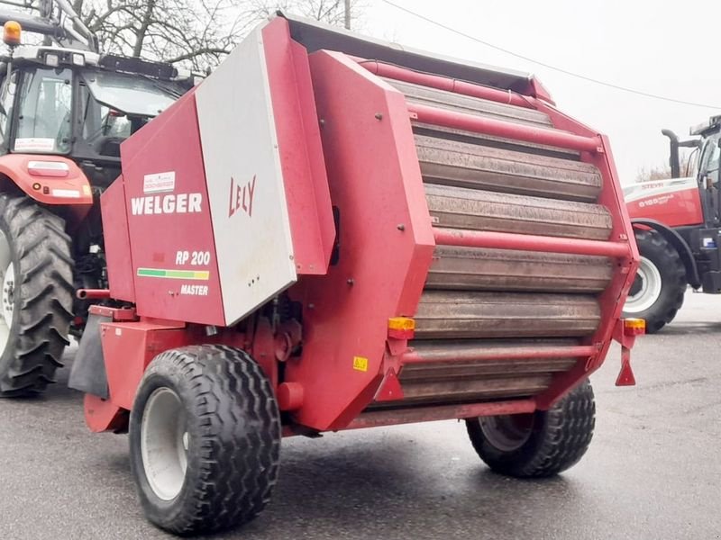 Rundballenpresse des Typs Welger / Lely RP 200 Master Rundballenpresse, Gebrauchtmaschine in St. Marienkirchen (Bild 16)