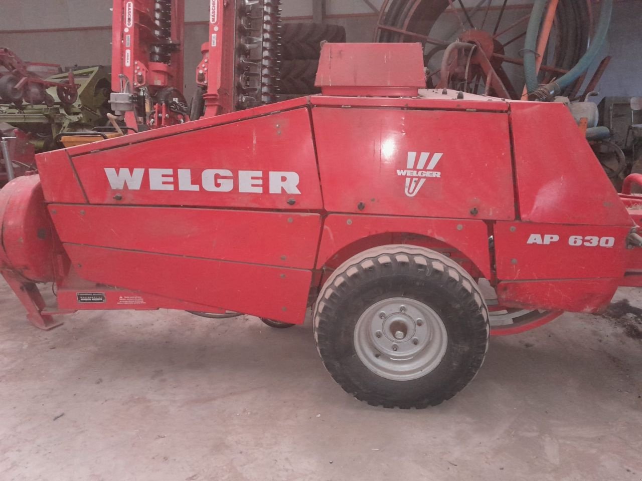 Rundballenpresse van het type Welger AP 630, Gebrauchtmaschine in Wapenveld (Foto 1)