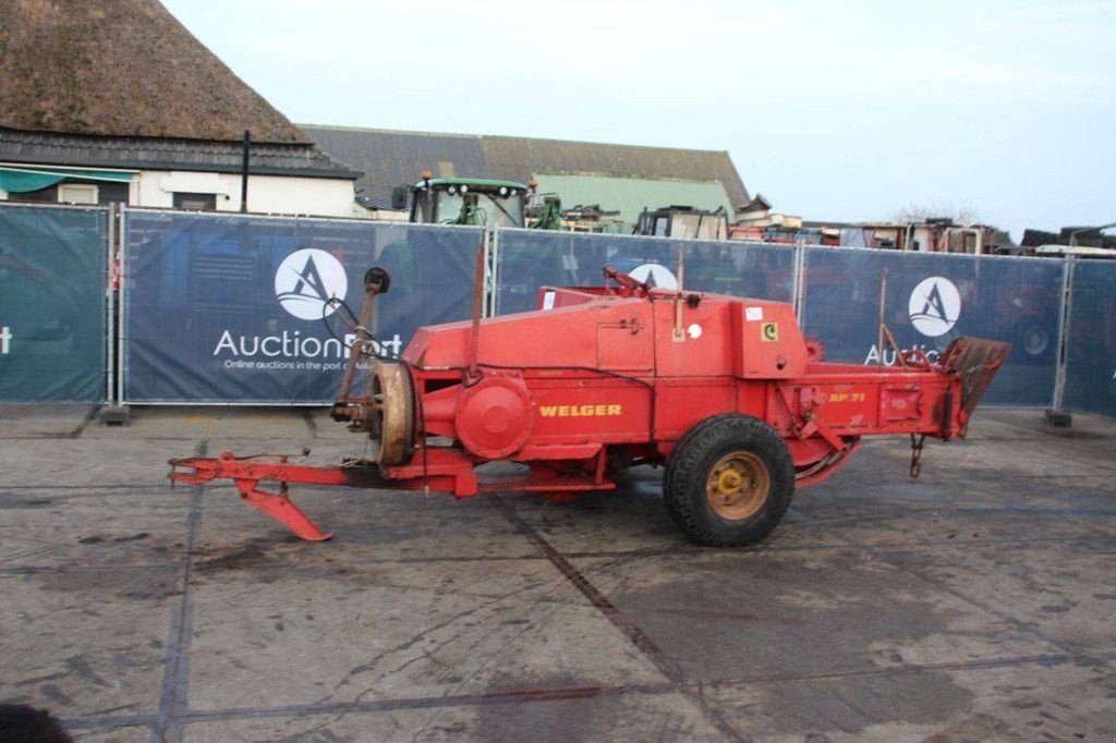 Rundballenpresse tipa Welger AP 71, Gebrauchtmaschine u Antwerpen (Slika 1)