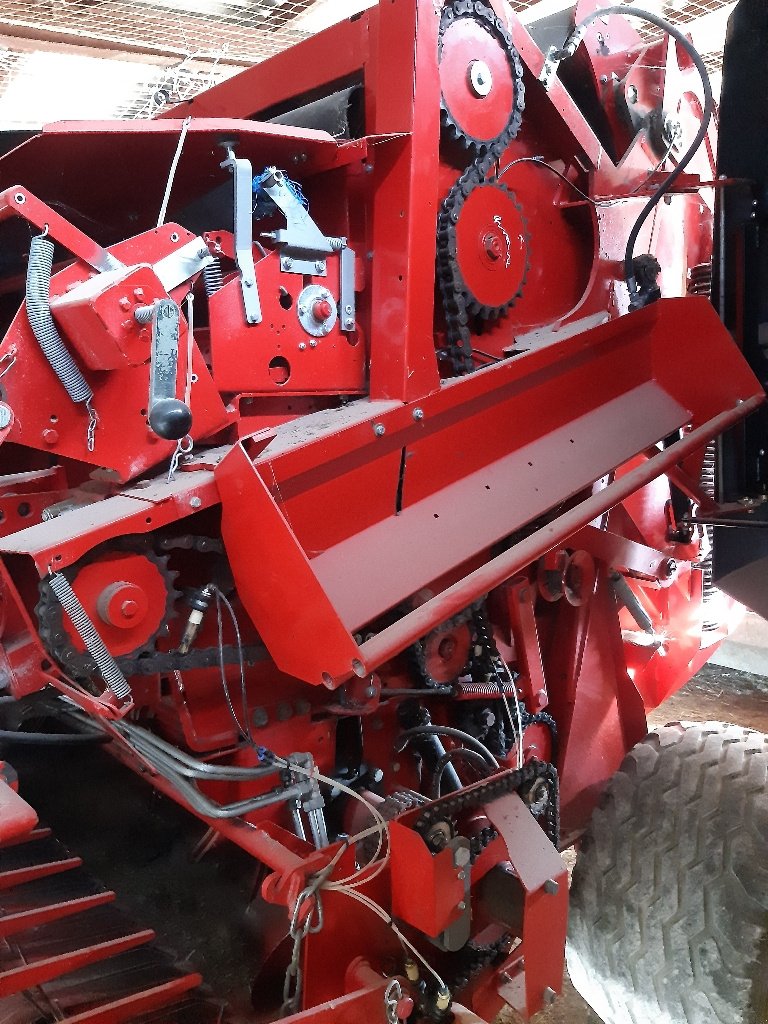 Rundballenpresse типа Welger LELY RP 445 BCE FILET, Gebrauchtmaschine в BRAS SUR MEUSE (Фотография 4)