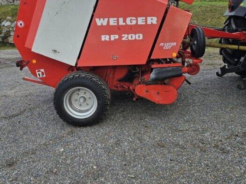 Rundballenpresse des Typs Welger RP 200 Master Cut, Gebrauchtmaschine in Waldshut-Tiengen (Bild 1)