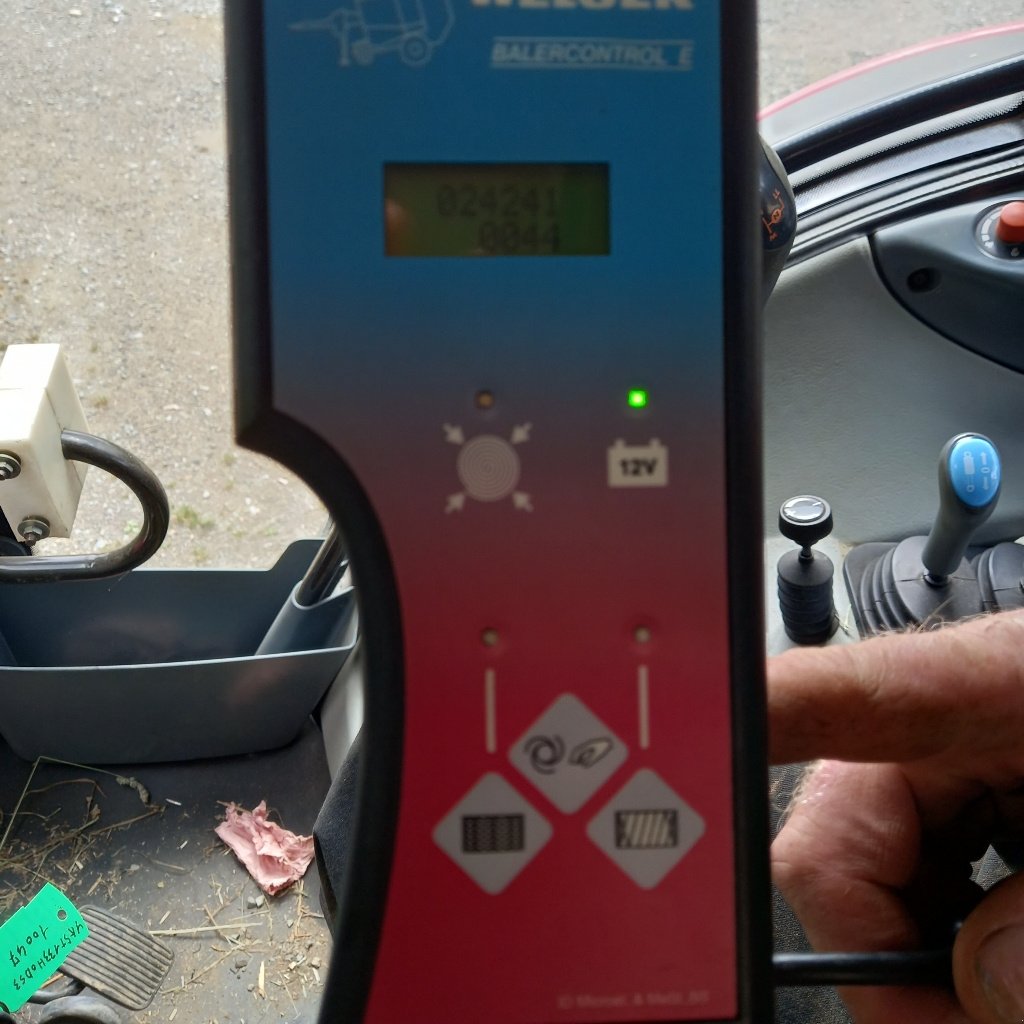 Rundballenpresse типа Welger RP 220 Farmer, Gebrauchtmaschine в Saint-Affrique (Фотография 11)